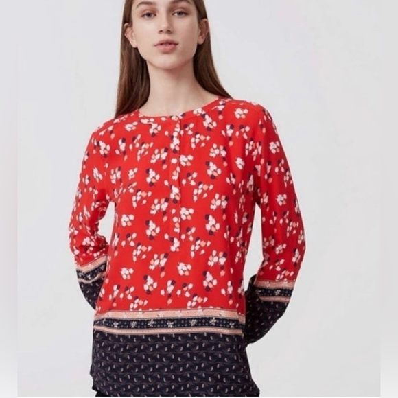 Loft Handkerchief Print Blouse Red, blue Size SP preppy, workwear, boho, fun - Picture 1 of 6